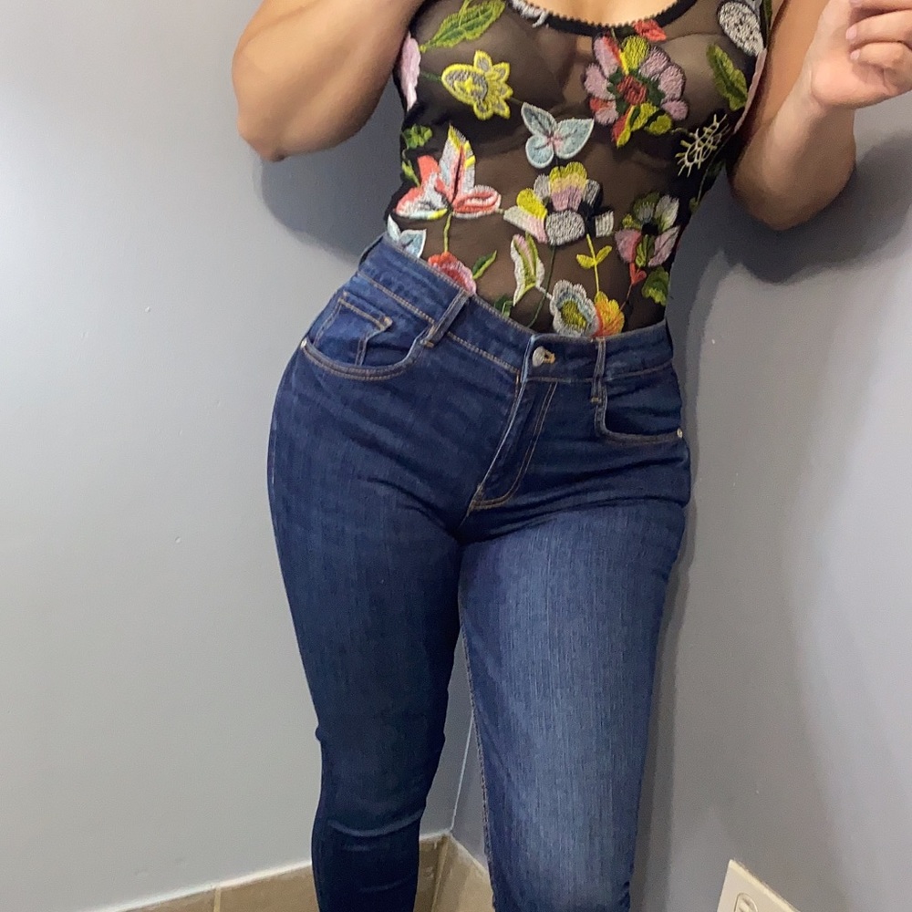 Zara jeans